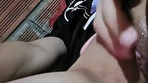 Te Gustan Mis Dedos Profundos en Mi Coño?