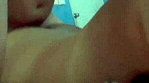 mi compa de trabajo me monta la verga como loca traicionando a su novio con ganas