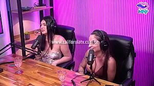 i made floravip2023 cum and moan so hard in lesbian play