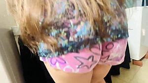 colombian stepmom's giant cameltoe shorts seduce stepson swallow cum?