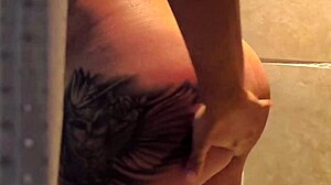Colombian Girlfriend Caught Bathing Bent Over With Big Ass Ready For Moaning Fuck
