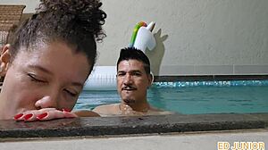 Ninfomaníaca Actress Fucks Actor in Pool During Break