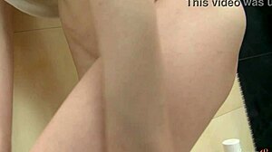 WATCH TINY BLONDE PAULA Z FINGER HER WET SHAVED PUSSY IN THE TUB!