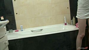 WATCH TINY BLONDE PAULA Z FINGER HER WET SHAVED PUSSY IN THE TUB!
