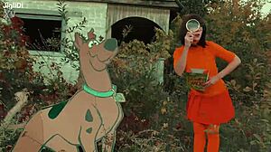 did velma's glasses fog up solving mysteries in public scooby cosplay with outdoor roleplay?