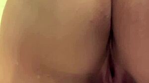bañándome rico flashing my tight pussy and big ass ready for anal colombiana sabrinafoxy