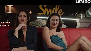 clea gaultier and sandra wellness kiss and lick pussies 😍👅