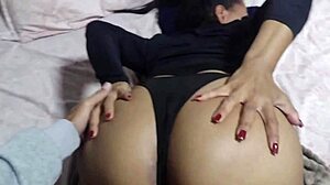 Thorando's Tinder Novinha Begs for First-Date Pussy Pounding