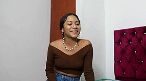 mi amigo me quita la virginidad con su verga enorme 😍 grabo todo el polvo 🔥