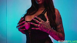 Huge tits milf jordan millicent bounces on monster cock