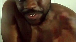 Romantic Ideas: Sketching and Worshipping Women in Jeans for Free