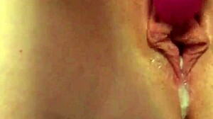 wanna see this teen slut vibrate her tight pussy to squirting orgasm?