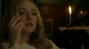 imagine horny police captain flashing cock to gorgeous blonde dakota fanning at work