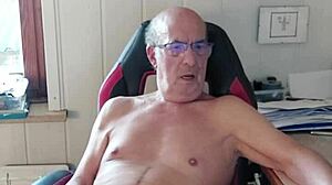 i watch norbertww stroke his monster cock and explode on chaturbate cam april 23 2025