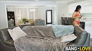 diamond banks rides repairman cowgystyle missionary shaved pussy creampie