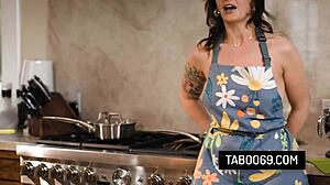 i'm siri dahl that big ass stepmom getting close with stepson in the kitchen