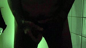 amateurs stroke out huge homemade handjob cumloads