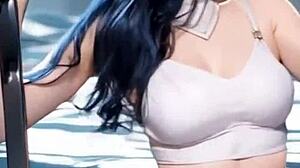 Jessy Poses in Sexy Bikini and Lingerie.