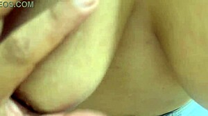 Lesbian Mommy Teaches Argentine Friend Juicy Pussy Kissing and Scissoring