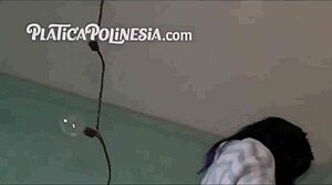 check lesslie and karen polinesia hot ass upskirt views