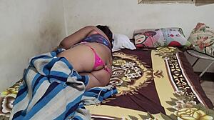 meia irma adora fuder escondido cum covered squirt