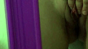 Curvy Sinn Sage Fingers Herself Wild In Mirror Solo