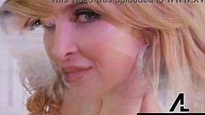 i drain that thick dick with my top-heavy curves, alix lynx style