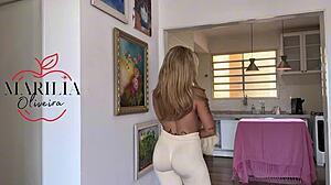 Sexy Latina Babe Shakes Ass In Gym Wear Wow!