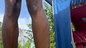 i flash my petite pussy publicly all over jamaica outdoors