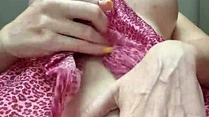 Blonde Mycandyalice masturbates her shaved wet pussy in amateur first person joi