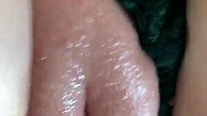 Watch perfect close-up pussy take dildo fuck and creampie