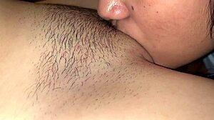 Wanna see curvy amateurs scream in fat ass lesbian oral fingering?