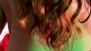 hot lesbians, wanna lick juicy pussies and feet?