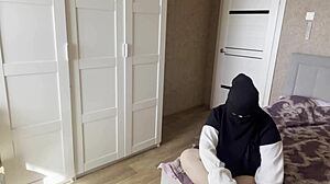 damn that syrian milf in pantyhose masturbates hard and squirts wet everywhere