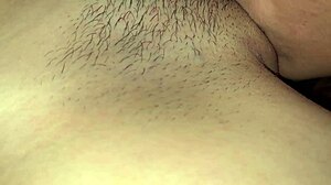 Wanna see curvy amateurs scream in fat ass lesbian oral fingering?