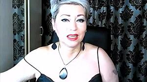 wife's webcam whoring day: milf squirts on dildo close up!
