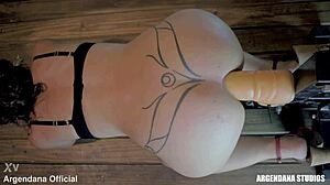 Ever Wondered If a Huge Toy Fists Milf Ass Better Than Dick?