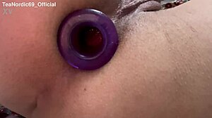 i can't stop watching this sloppy anal gaping up close