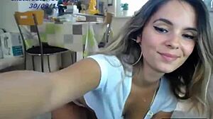 Watch This Amazing Brazilian Big Ass Sexydea Twerk and Strip Her Clothes Off Wildly!