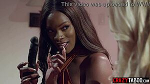 Wow Serene Siren Fucks Ana Foxxx's Wet Pussy Hard!