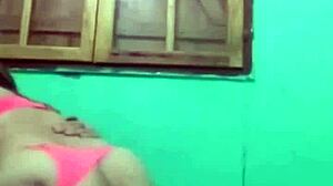 A brincadeira que acabou em sexo voyeur na live quente