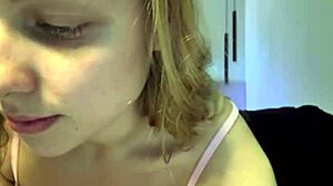 bbw teen fists her own ass hard on amateur webcam show