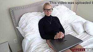 Sarah Vandella Fucks Stepson Cunt