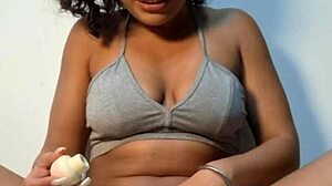 i masturbate alone with my little 18+ clitoral vibrator n i cum twice