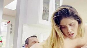 orgasmo casero con latina caliente