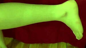 Handjob fifi foxx gives against the wall