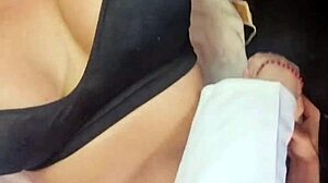 milf leva massagem no grelao