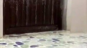 Nha yen nhi screen recording from vietnamese milf