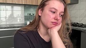 Jucielussie Morning Masturbating On The Kitchen
