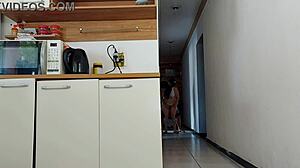 sexo arriscado enquanto meu marido estava no banho